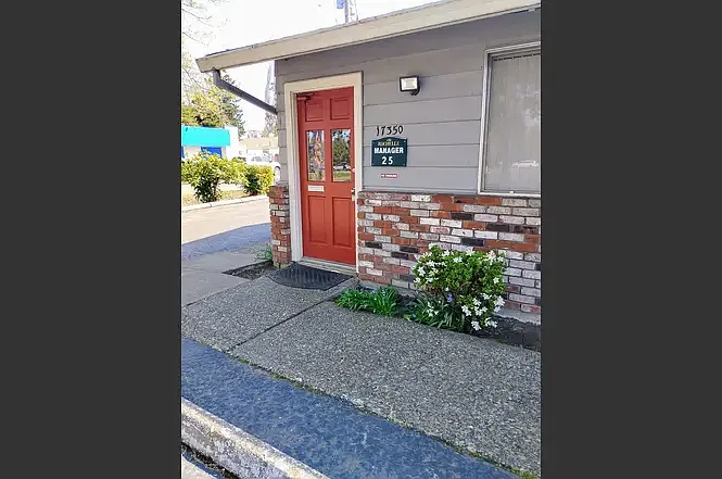Rochelle Apartment Homes