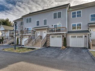 13 Jupiter Ln UNIT D, Richmond, RI 02898