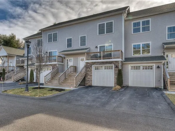13 Jupiter Ln Unit D, Richmond, RI 02898