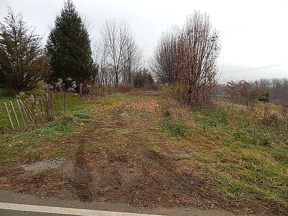 2nd image of 4190 State Highway 16