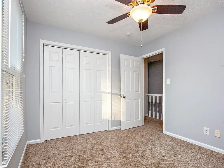 1819 Eichelberger Dr — Photo 14