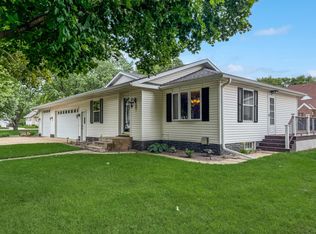 537 Davis Ave, Westbrook, MN 56183