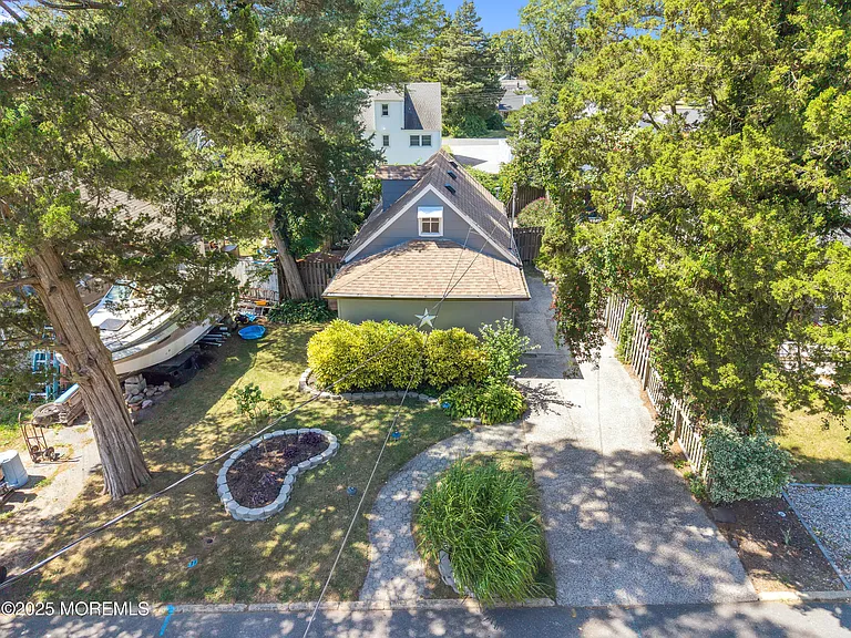 61 Gladney Ave — Photo 24