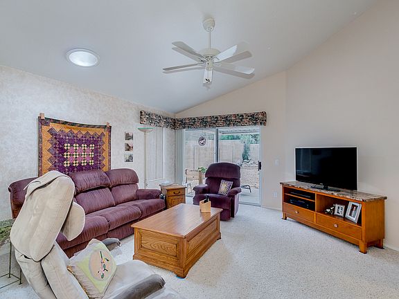 4th image of 2132 E Rosemonte Dr
