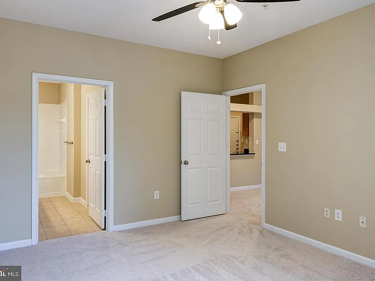 12925 Centre Park Cir #202 — Photo 8