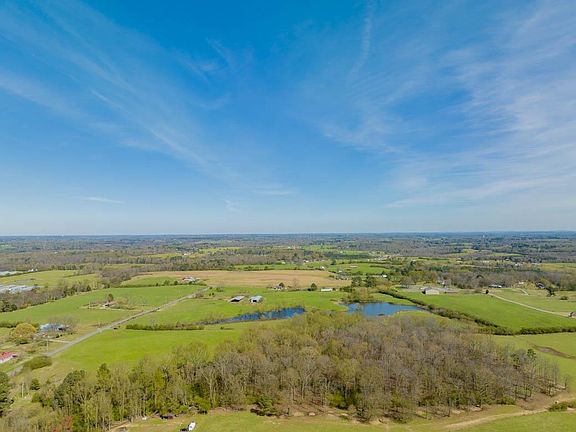 5th image of 1890 County Road 1555