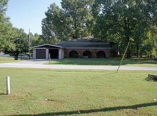 2883 Parker Dr, Metropolis, IL 62960