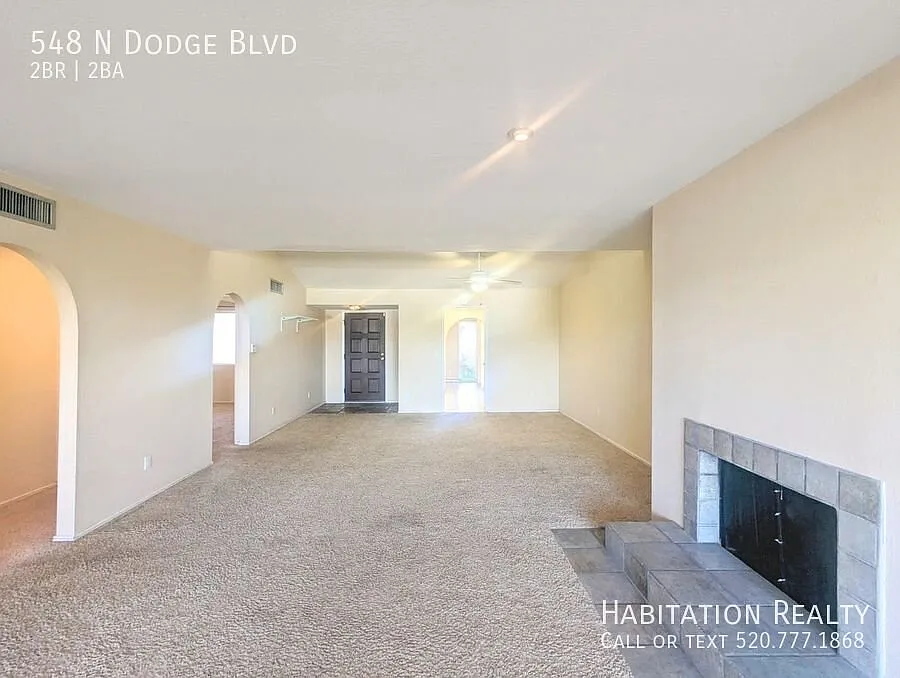 Stunning 2Bed/2Bath Condo at El Conquistador, near El Con Mall!! — Photo 3