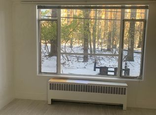 10408 Montrose Ave APT 1, Bethesda, MD 20814