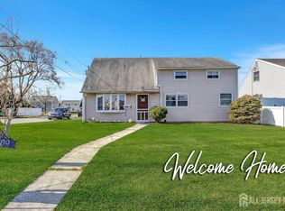 109 S Harrison Ave, Iselin, NJ 08830