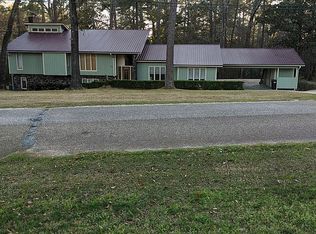 114 Walden Pond Rd, Headland, AL 36345