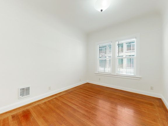 5th image of 977 Pacific Ave #979