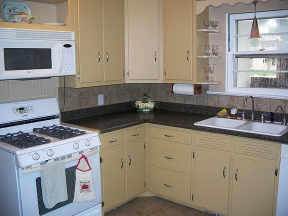 4th image of 511 N Washington Ave