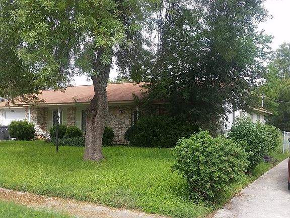 3rd image of 7139 Cloverfield Ln