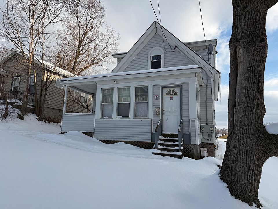 1st image of 202 Union Pl #1