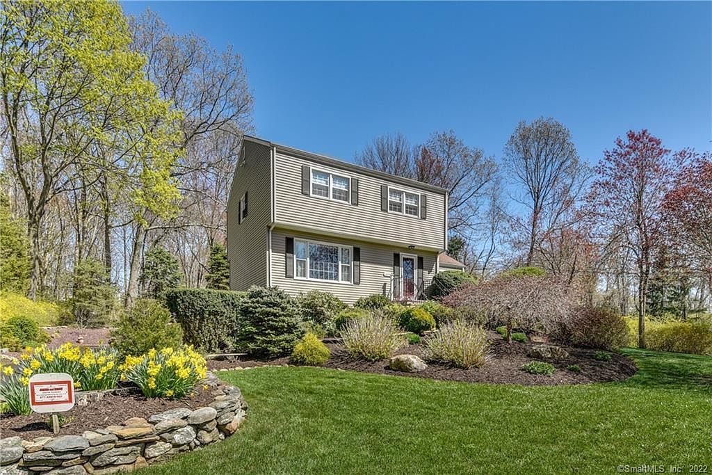 334 Moose Hill Rd, Monroe, CT 06468 Zillow