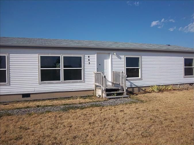 1st image of 443 Hereford Dr