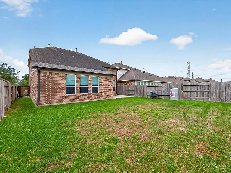 11343 Rossum Creek Dr — Photo 31