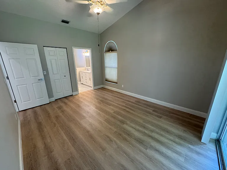1845 Blue Heron Dr — Photo 8