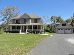 391 W Sand Lake Rd, Wynantskill, NY 12198