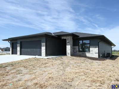 3530 Tree Line Dr, Lincoln, NE, 68516