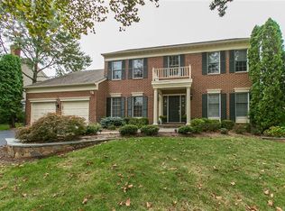 12767 Misty Creek Ln, Fairfax, VA 22033