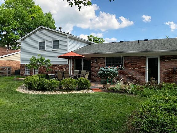3rd image of 5540 Cleander Dr