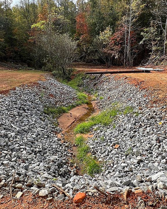 2nd image of 1289 Jess Grizzle Rd