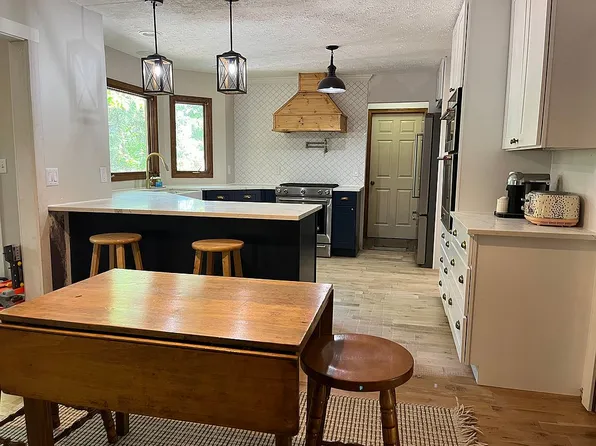 13626 Cinnamon Lane Ave NW, Mogadore, OH 44260