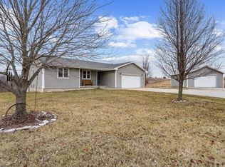 1181 230th St, Winterset, IA 50273