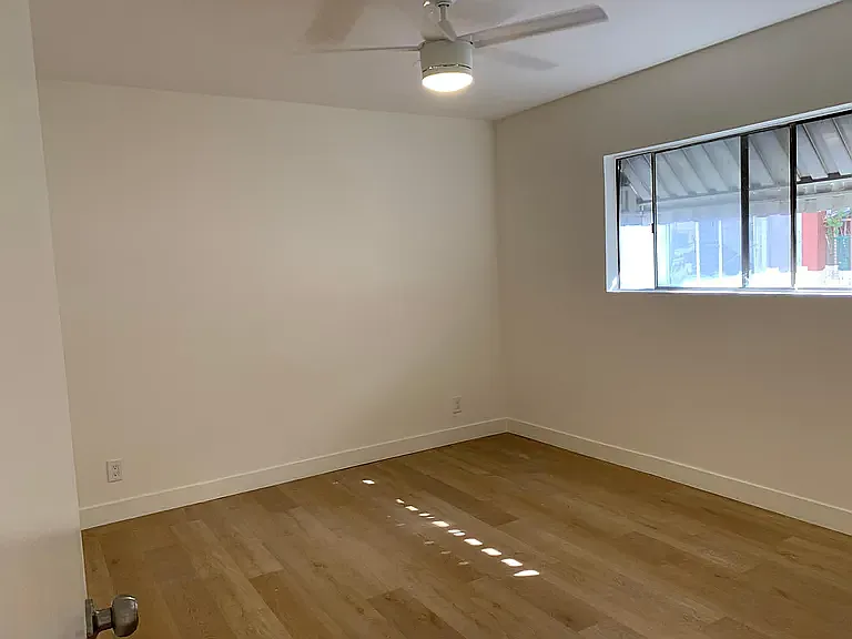 770 N Hill Pl #3 — Photo 3