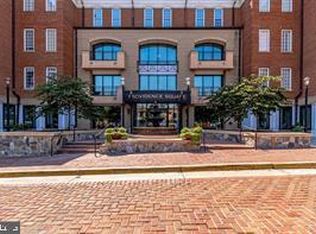 10328 Sager Ave, Fairfax, VA 22030