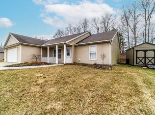 813 Thomas Dr, Angola, IN