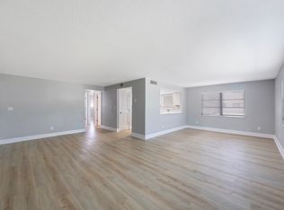3060 Clinton St S APT 5, Saint Petersburg, FL 33707