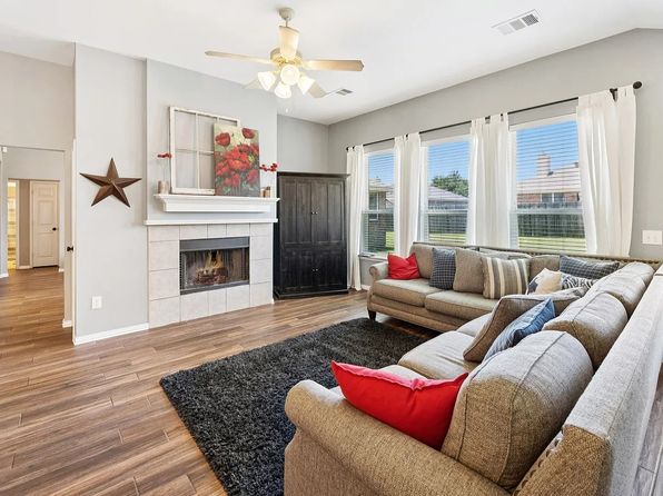 205 N Bending Oak Ln