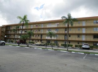 9273 SW 8th St APT 312, Boca Raton, FL 33428