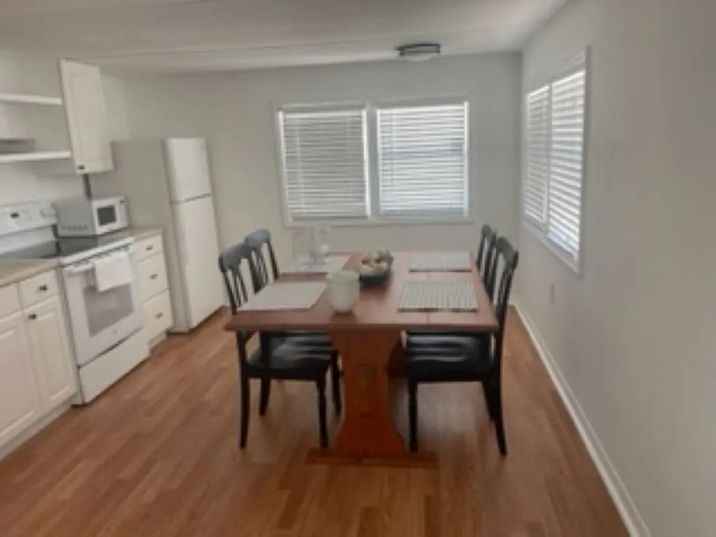 1 bed, 700 sqft, $3,600 — Photo 4