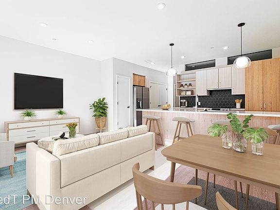2nd image of 2049 S Columbine St #208