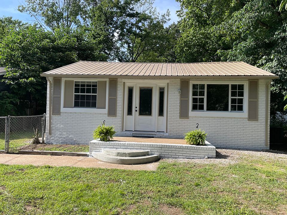 1st image of 302 Stancil Rd