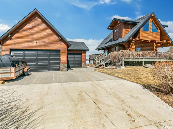 112-114 Dogwood DRIVE, Regina Beach, SK S0G 4C0