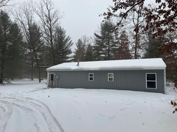 7423 S Nelson Rd, Chase, MI 49623