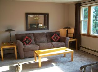 200 Parkerville Rd, Southborough, MA 01772