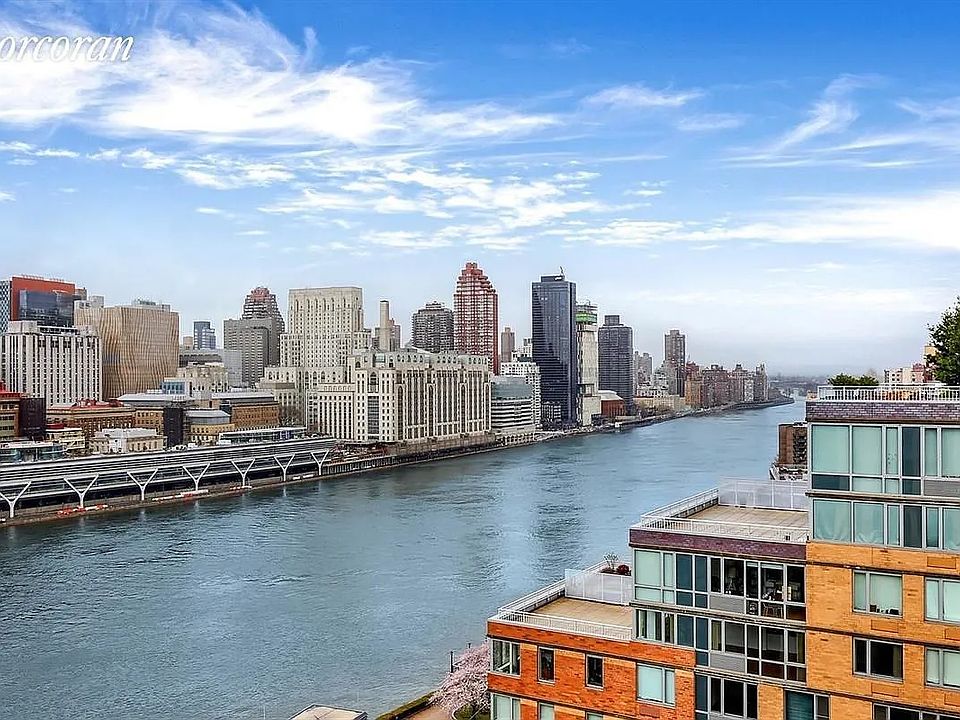 1st image of 415 Main St Penthouse 1H