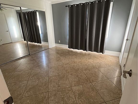 5th image of 608 Falcon Ln
