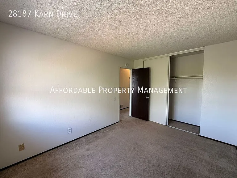28187 Karn Dr — Photo 16