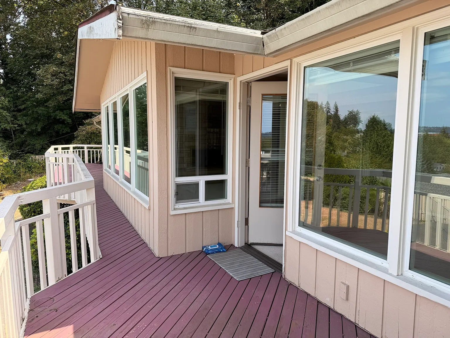 3 bed, 2420 sqft, $2,700 — Photo 4