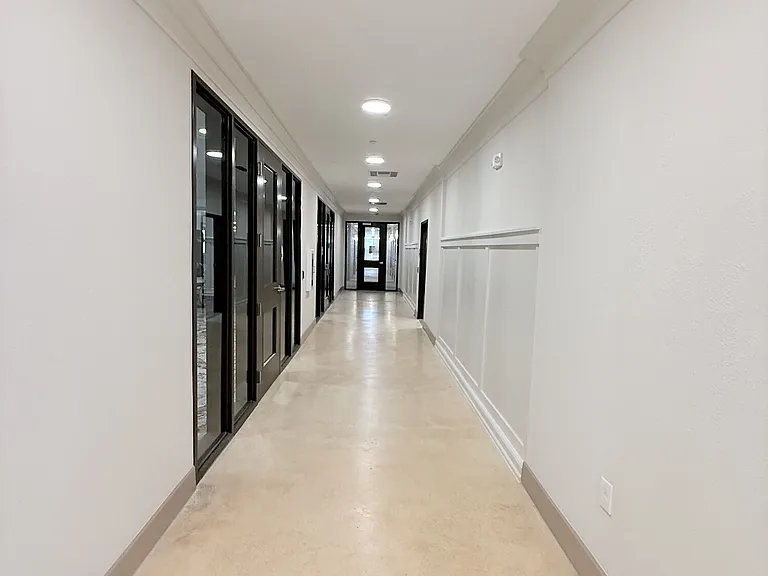 Barons Park Leasing Office Hallway