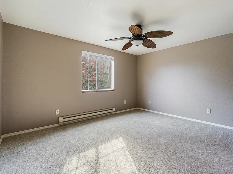 7794 Skansie Ave — Photo 12