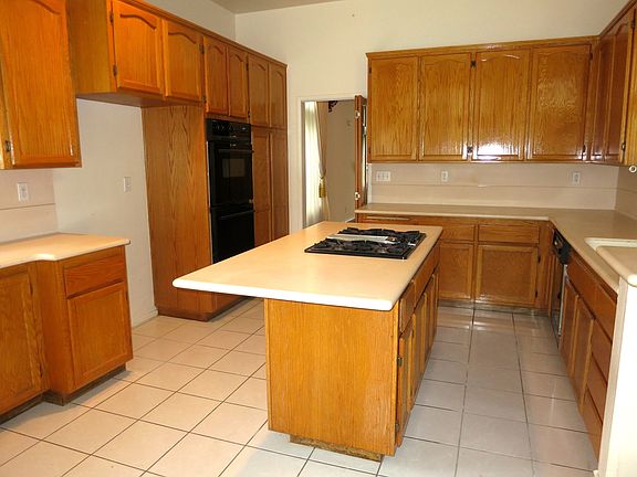 Spacious kitchen