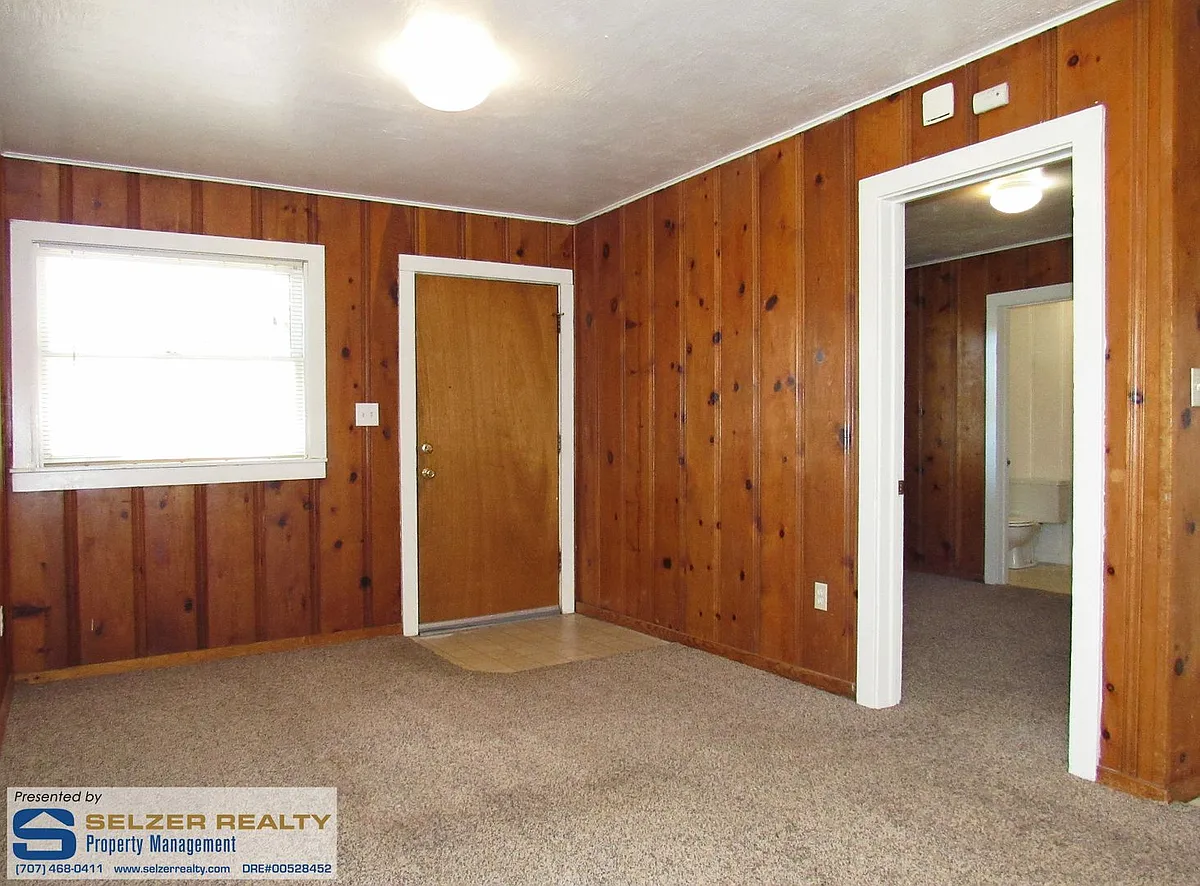 Building Photo - 2551 N State St #1-17-2553